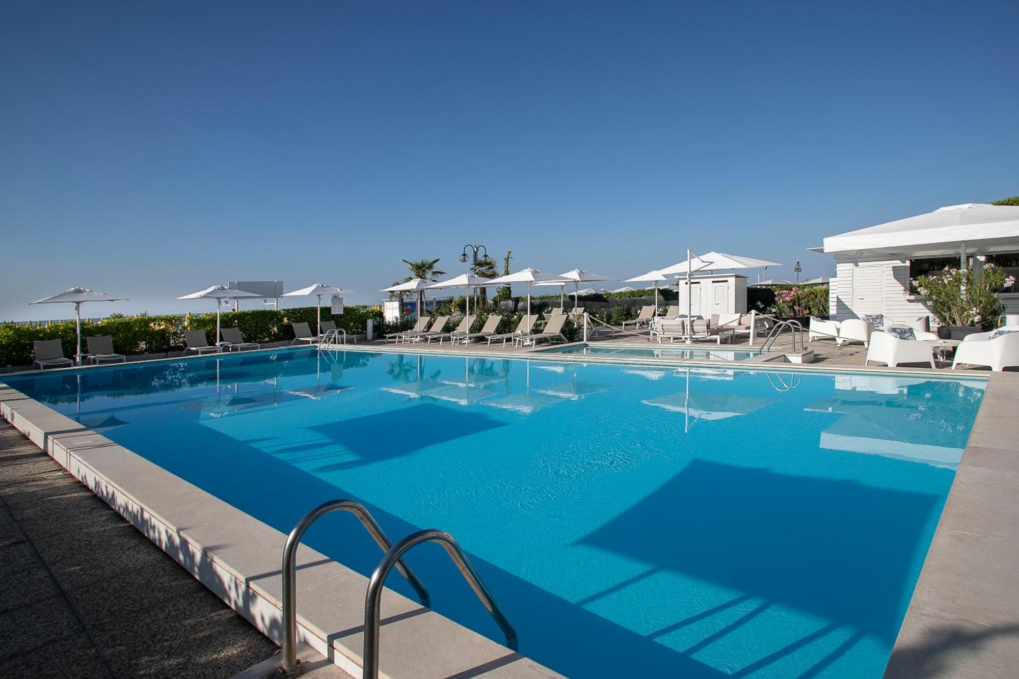 Hotel Imperial Palace Lido di Jesolo Esterno foto
