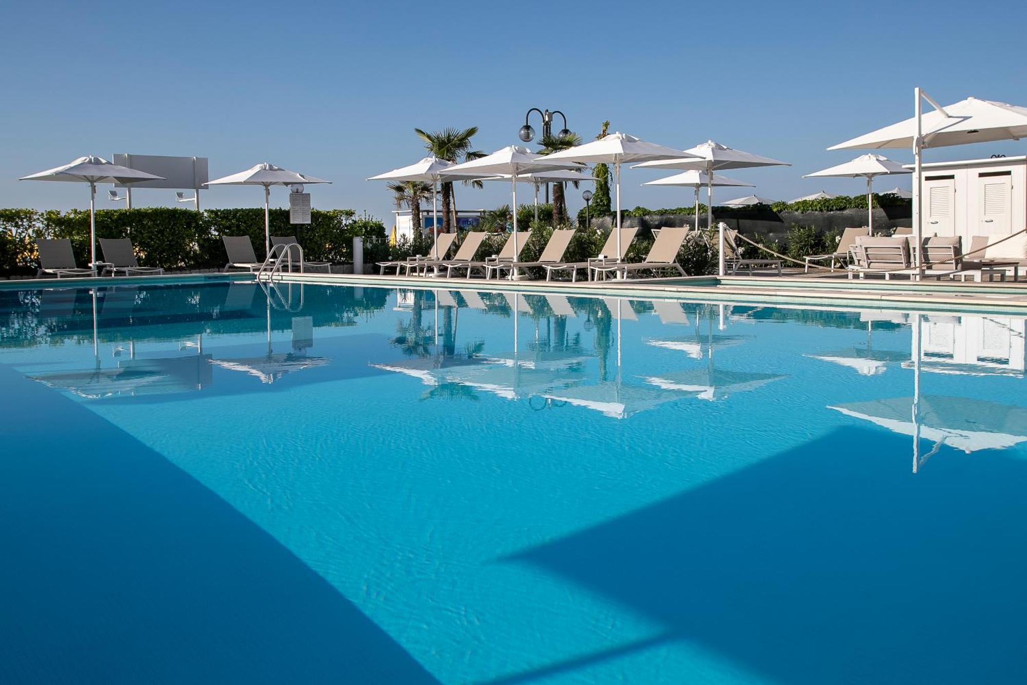 Hotel Imperial Palace Lido di Jesolo Esterno foto