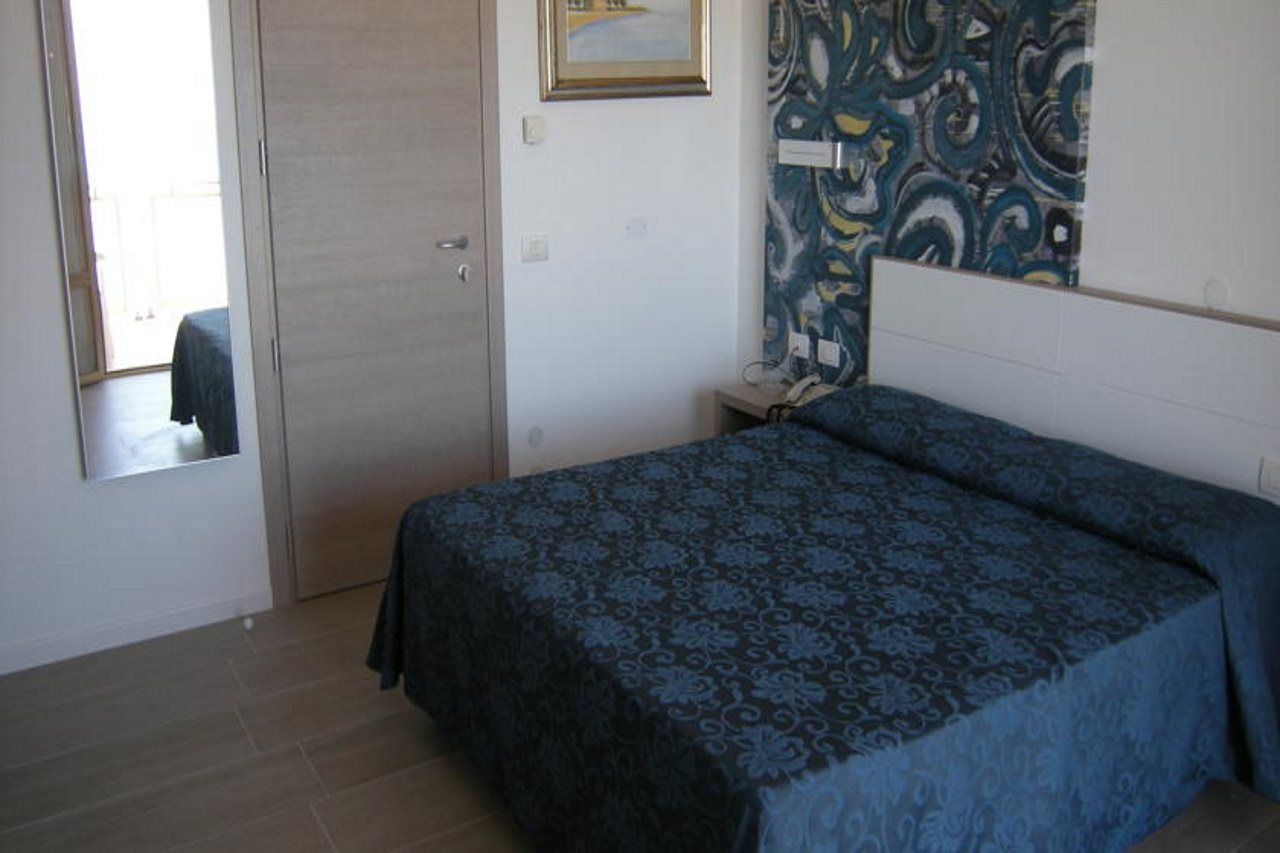 Hotel Imperial Palace Lido di Jesolo Esterno foto